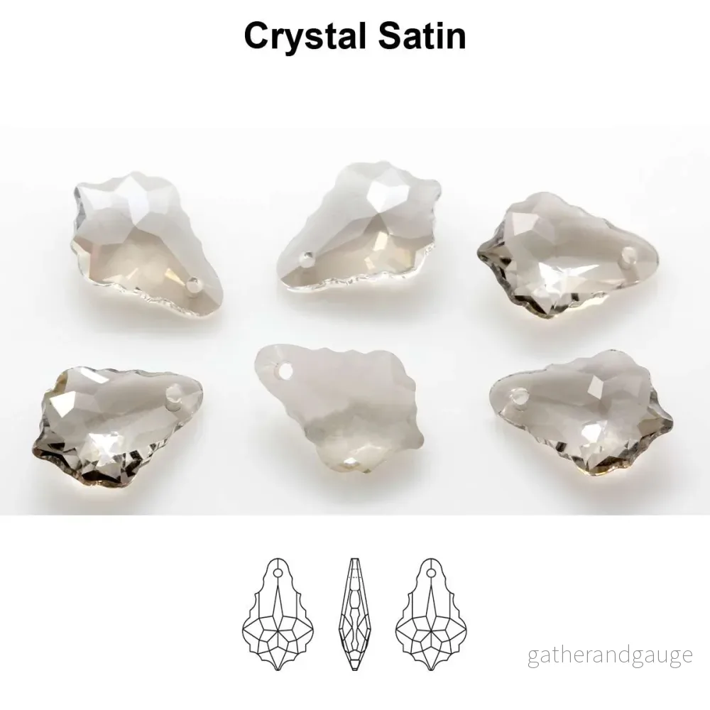 Aurea Crystals A6090 Baroque Pendant – Crystal Satin 22 mm, 1 styck Aurea Crystals A6090 Baroque Pendant – Crystal Satin 22 mm, 1 styck