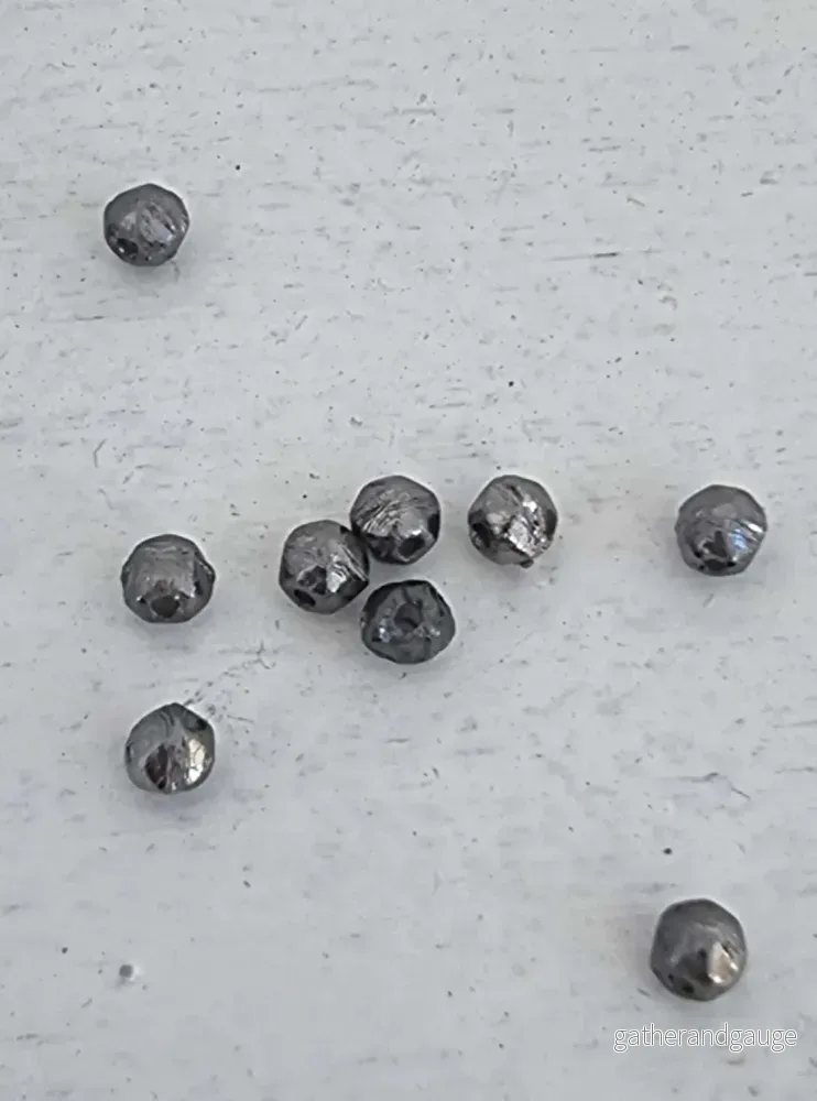 Tjeckiska English Cut – Crystal Full Chrome 3 mm, 50-pack Tjeckiska English Cut – Crystal Full Chrome 3 mm, 50-pack