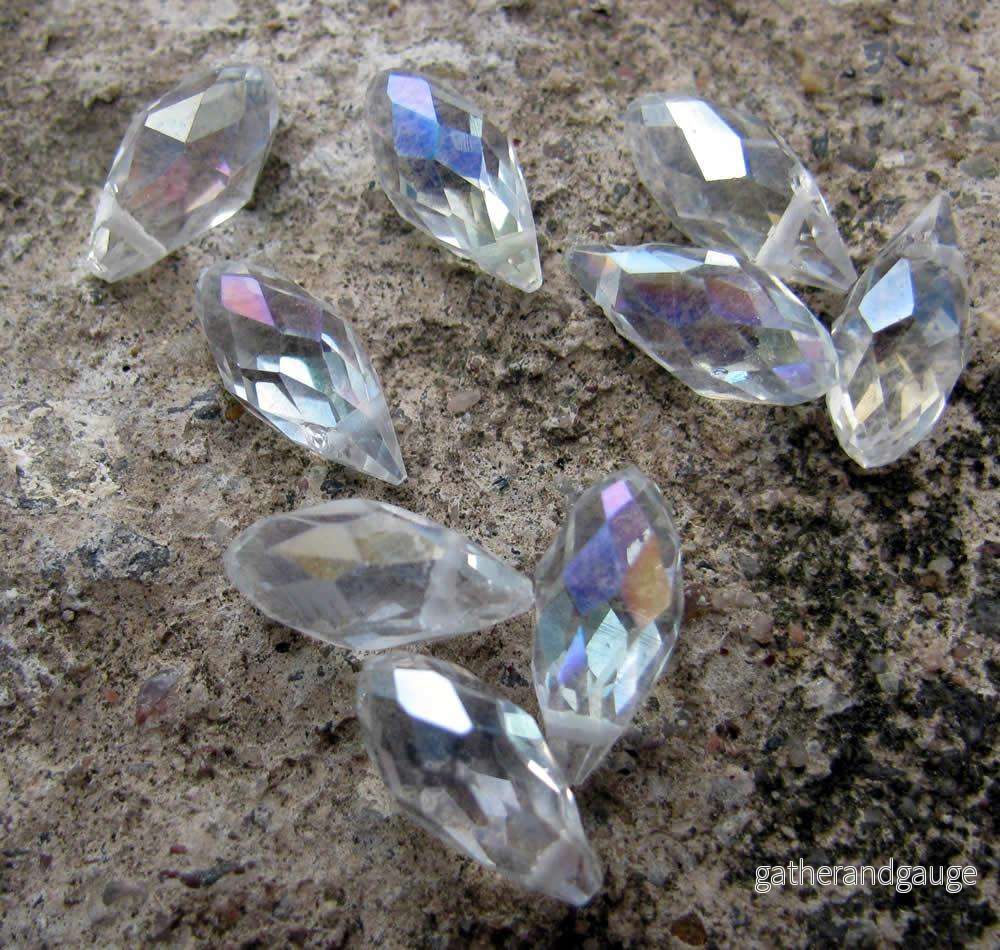 Facetterade droppar - Klar AB, 13x6mm, 1 sträng