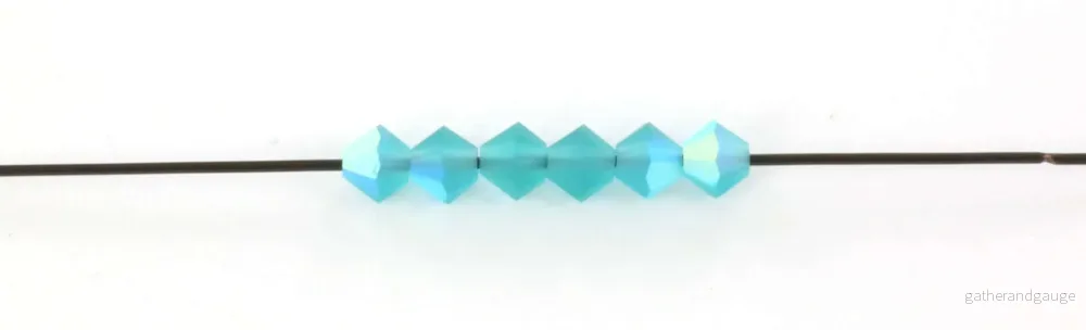 Tjeckiska MC Bicone - Blue Zircon AB Matt 4mm 30-pack - Bild 3