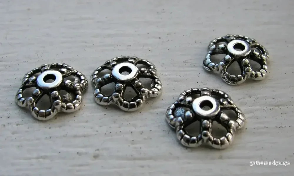 Pärlhattar Silverfärgade - Rund Blomma 12mm, 4-pack