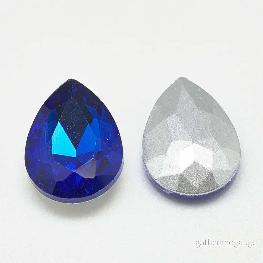 Kinesisk strass - Teardrop Sapphire 25x18mm 1 styck