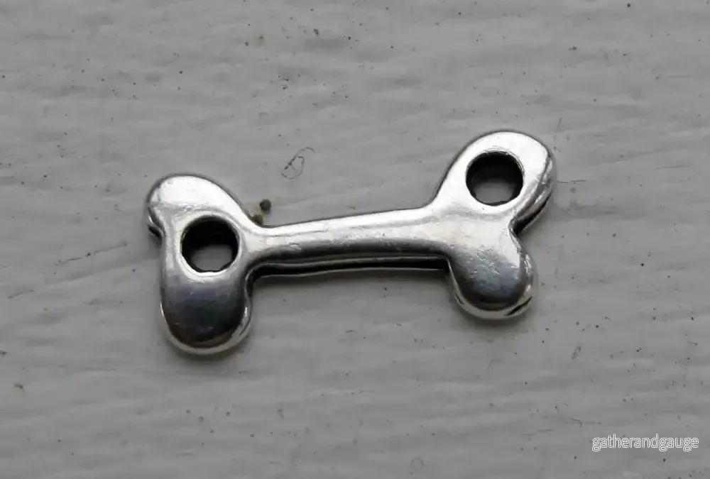 Connector Silverfärgad - Hundben 20x9mm 1 styck