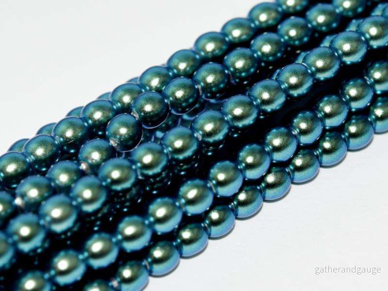 Tjeckiska vaxade glaspärlor - Polychrome Viridian 4mm 1 sträng